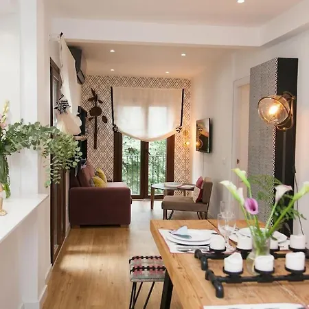 Apartment Modern & Apartment. Old Town. Private Parking *