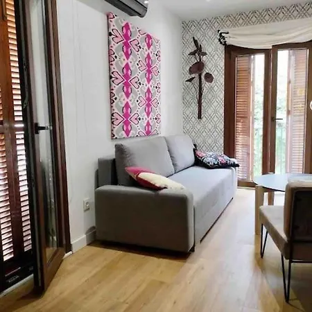 Apartment Modern & Apartment. Old Town. Private Parking *