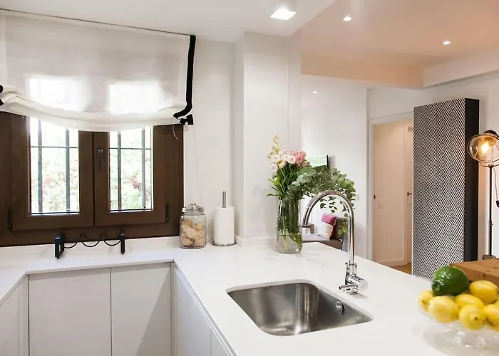 Lejlighed Modern & Apartment. Old Town. Private Parking Sevilla