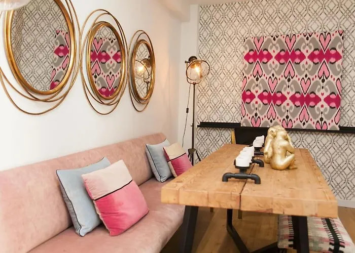 Modern & Apartment. Old Town. Private Parking Lejlighed *